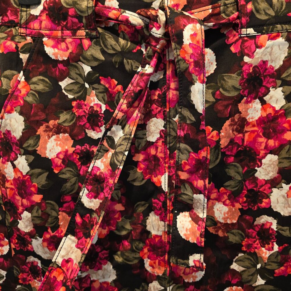 Brand New Banana Republic Women's Pencil Skirt, Floral, Size 4 - Picture 6 of 7